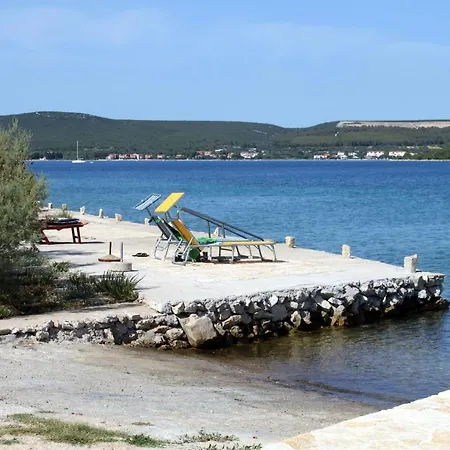 8219a * Pašman