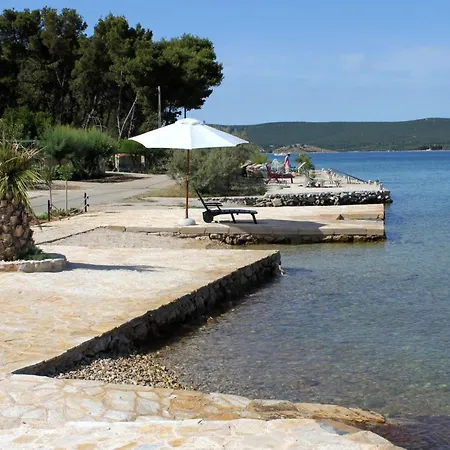 Apartman Studio 8219a